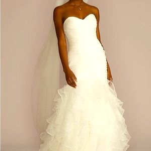 Strapless Wedding Dress and Sparkly belt